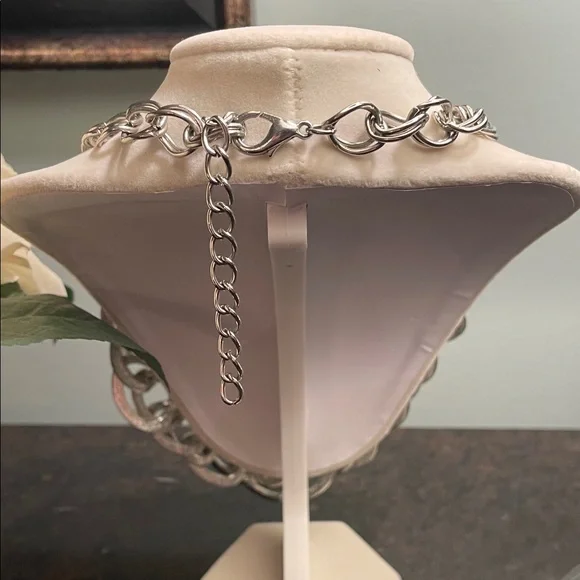 #327 - Aluminum Silver Triple-Stranded Statement Necklace - Picture 4 of 4